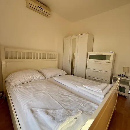 By Hellobalatonlelle Balatonlelle