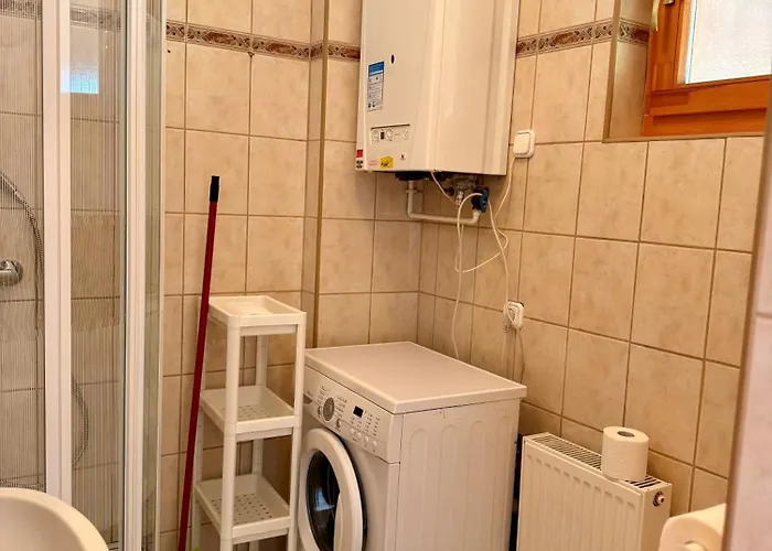 By Hellobalatonlelle Balatonlelle